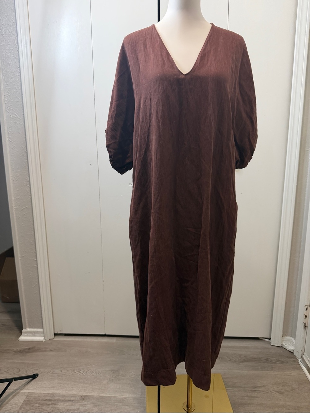 Zara Chocolate Brown V-Neck Long Sleeve Midi Dress - Picture 2 of 10